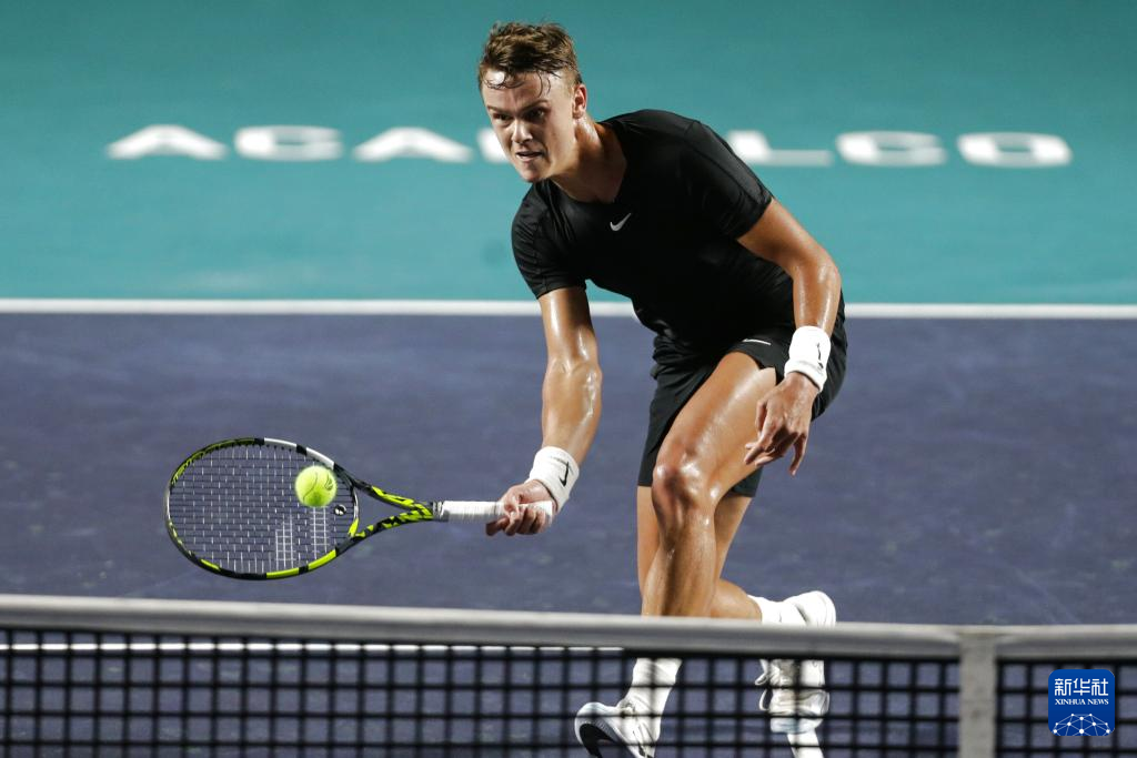 这种职业态 这种职业态